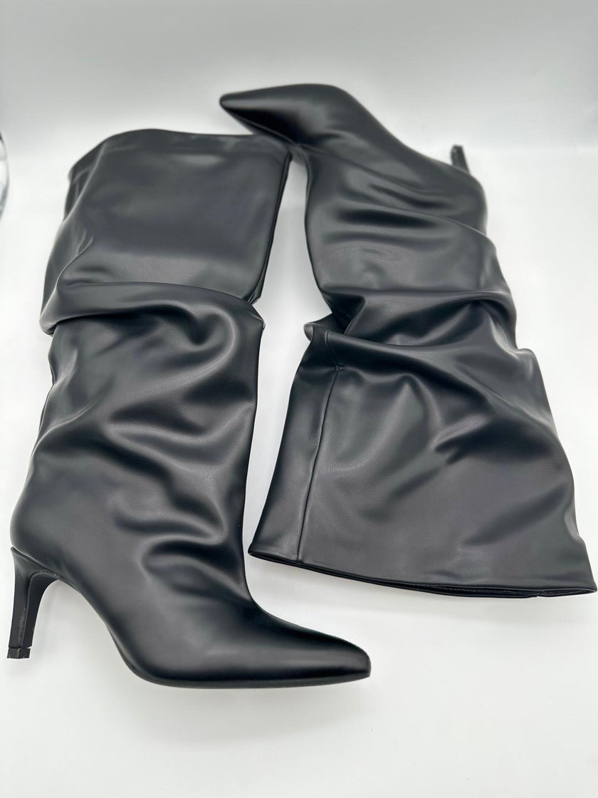 Stivale Alto Gambale Arricciato Nero - modello PARIS