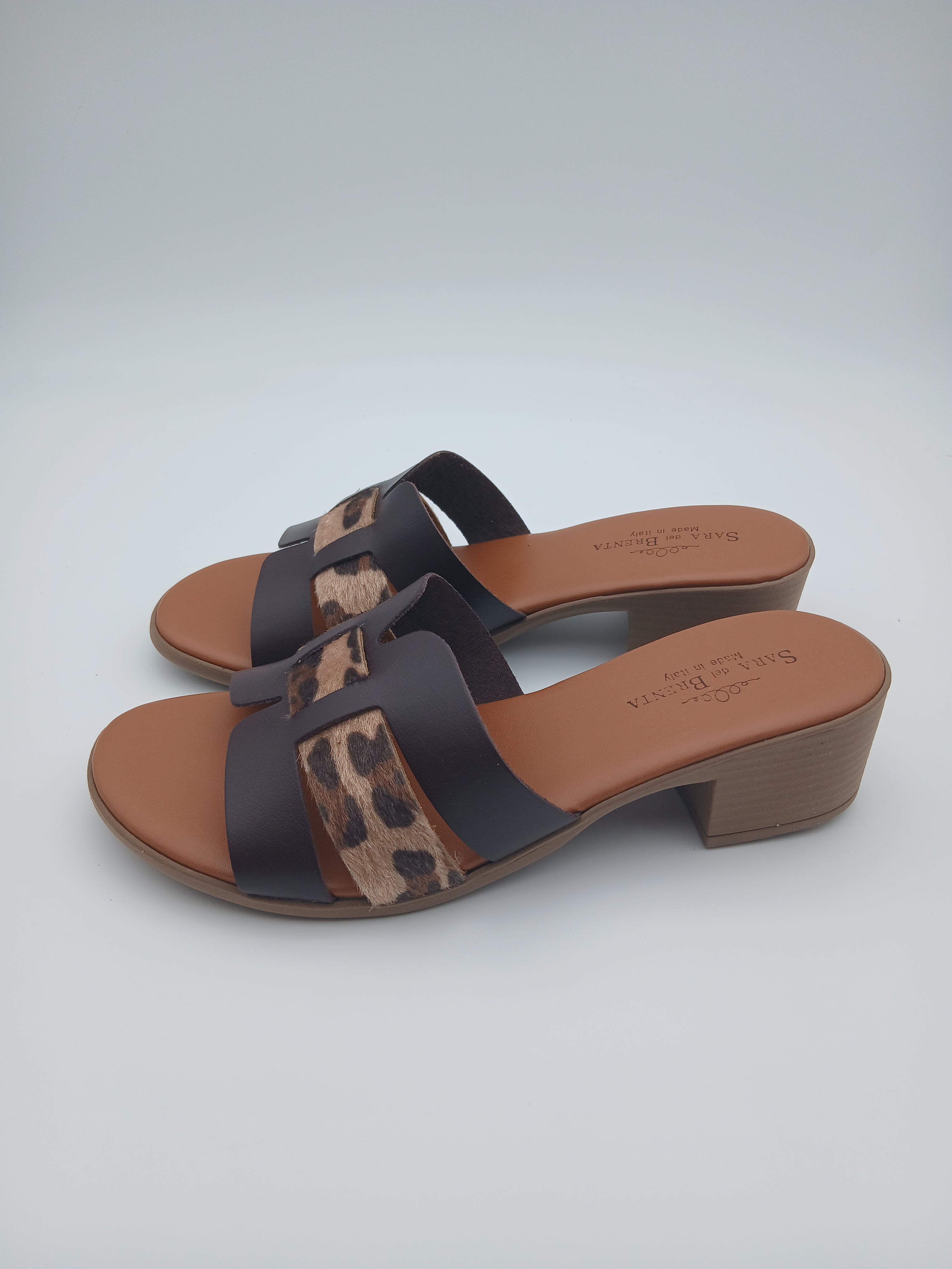 Sandalo animalier tacco comodo