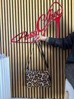 Pochette LEOPARD - maculata con tracolla nera