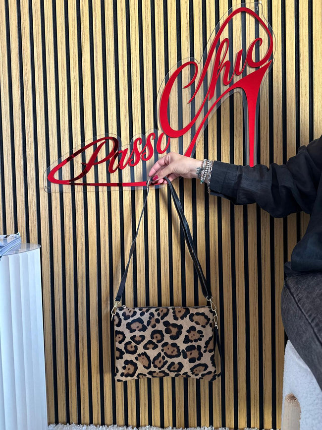 Pochette LEOPARD - maculata con tracolla nera